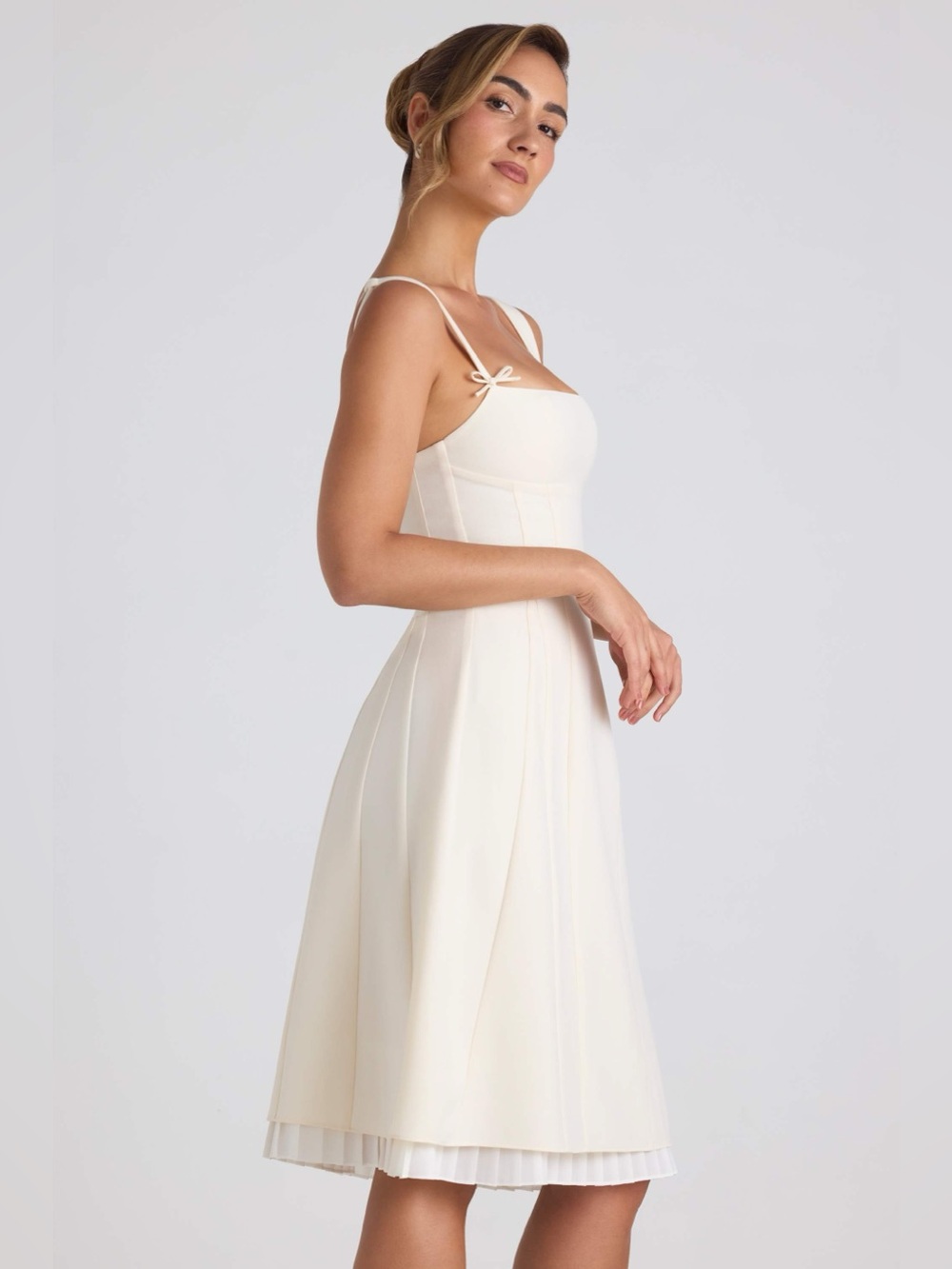 Oh Polly Isadora Bow-detailed pleaded A-line Midi Dress in Ivory - Picture 3 of 7